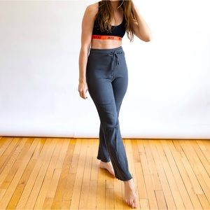 Billabong Yoga Lounge Pants in Ribbed Gray